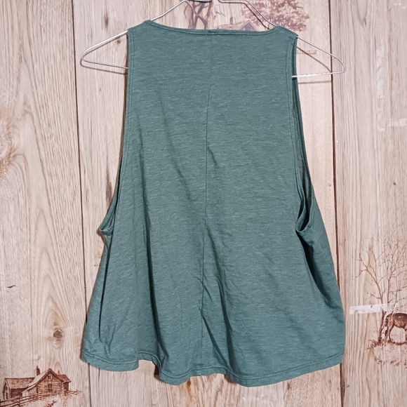 EDGAR Sustainable Organic Cotton and Recycled Plastic Muscle Tank Top Si… - Picture 2 of 6